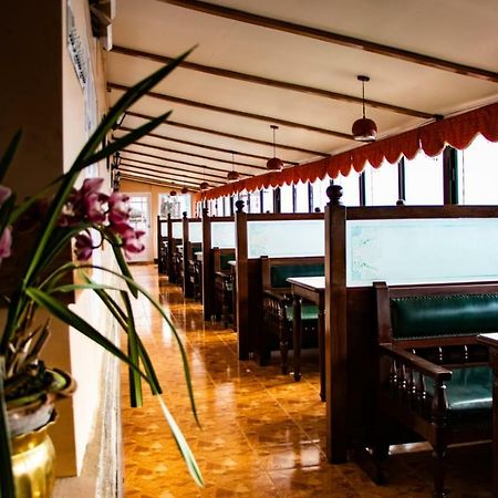 Travellers' Inn ダージリン エクステリア 写真
