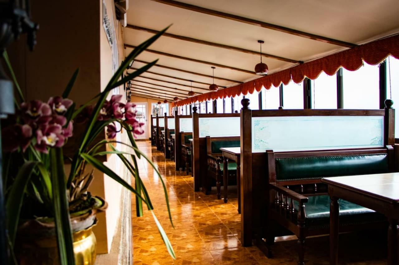 Travellers' Inn ダージリン エクステリア 写真